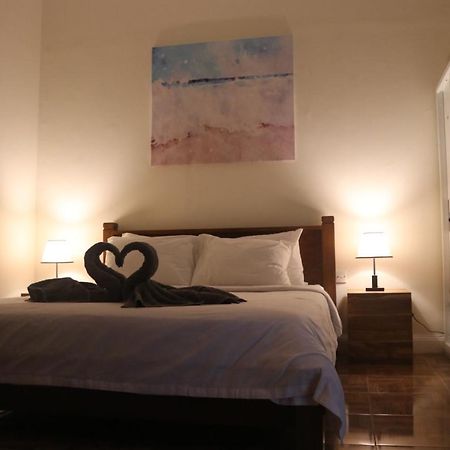 Bale Datu Bungallow กีลีตราวางัน ภายนอก รูปภาพ